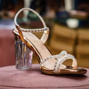 Sandalia de cristal