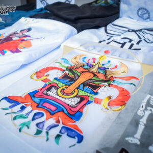 PRENDAS DE VESTIR PERSONALIZADAS