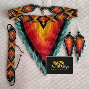 COLLAR, ARETES Y PULSERA