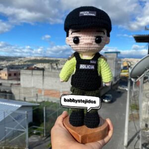 AMIGURUMI POLICIA